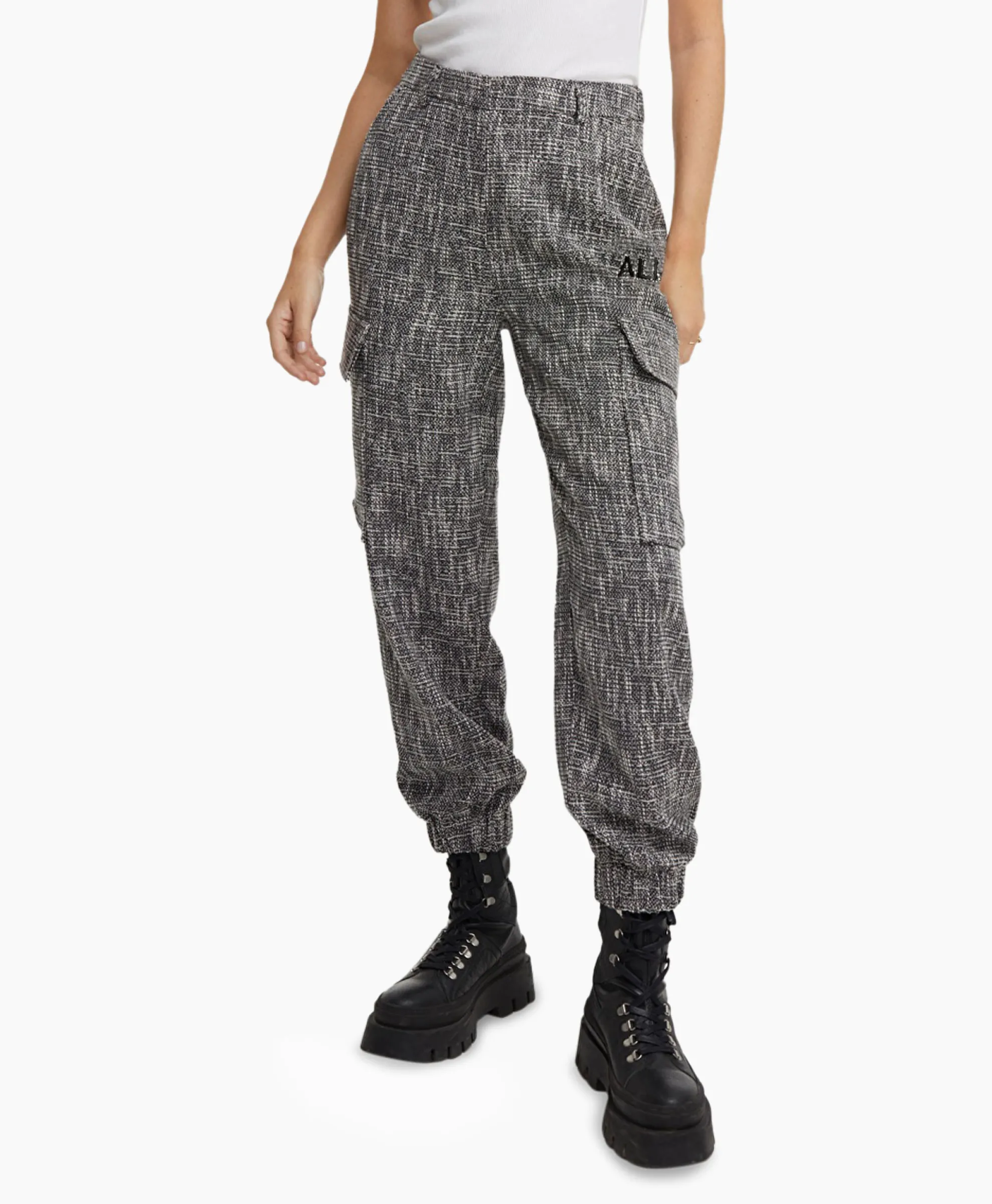 Alix The Label Cargobroek Woven Boucle Cargo Zwart