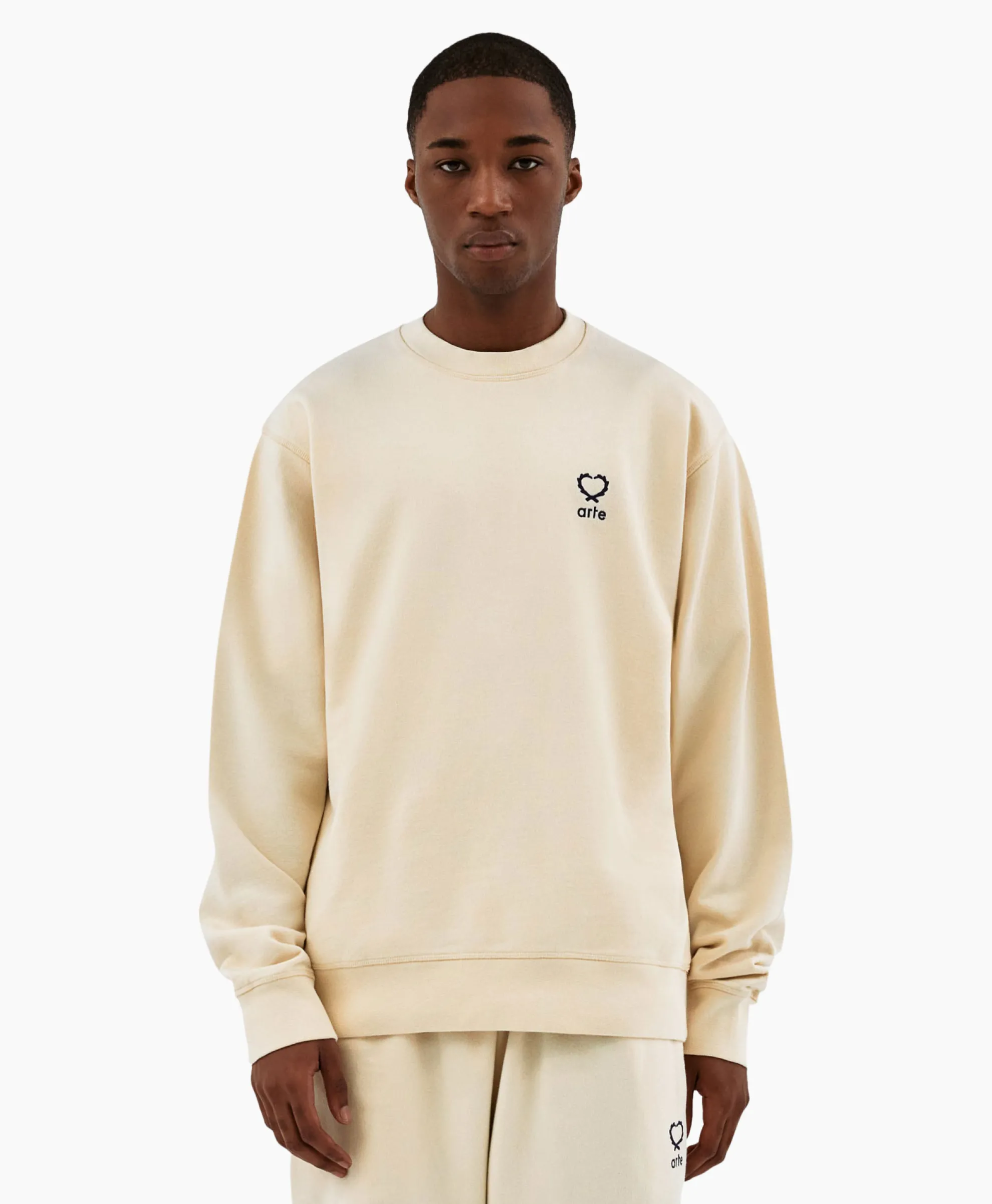 Arte Antwerp Sweater Hearts Leaves Arte Logo Chest Off White