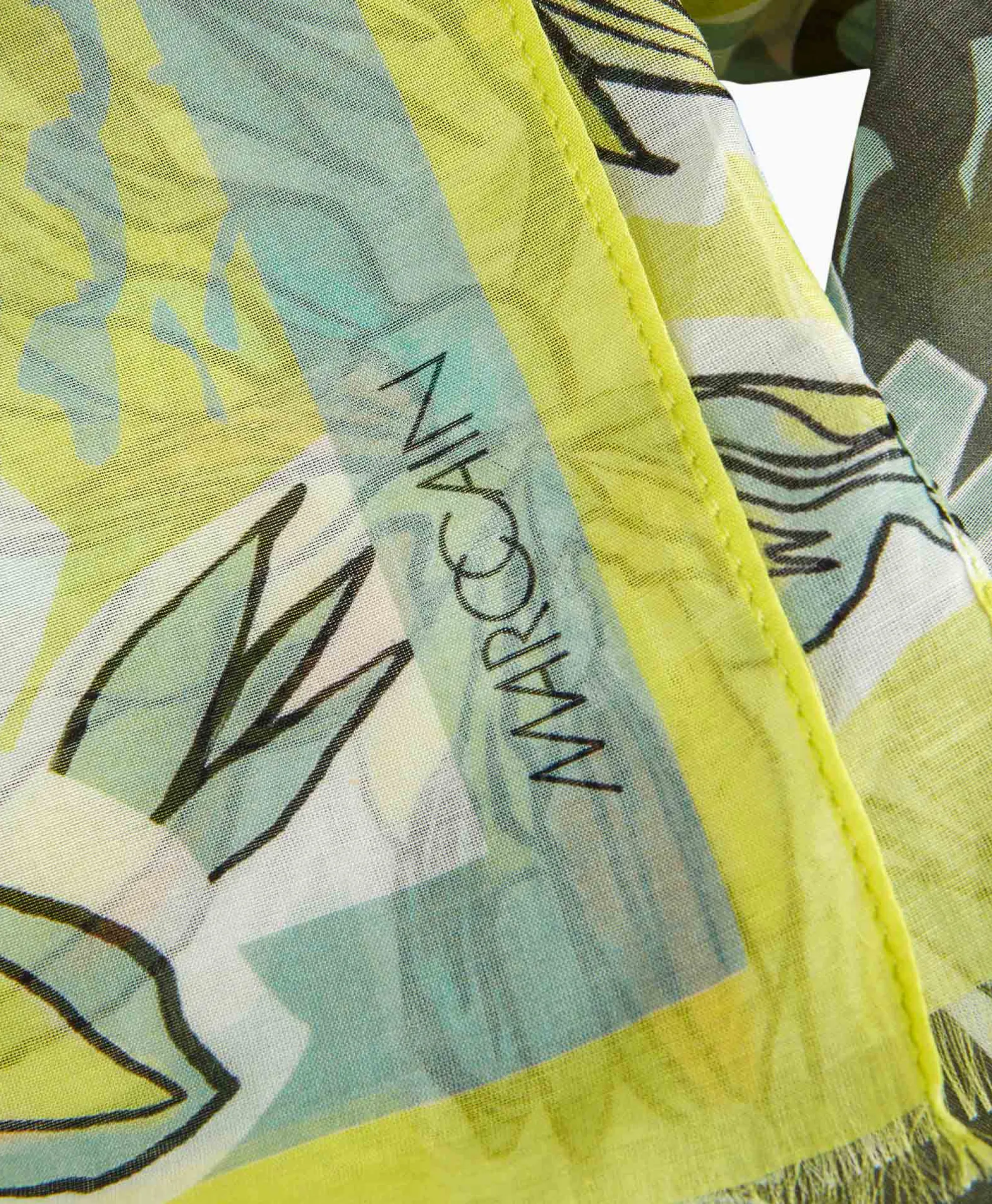 Marccain Sport Shawl Ws B4.07 Z14 E